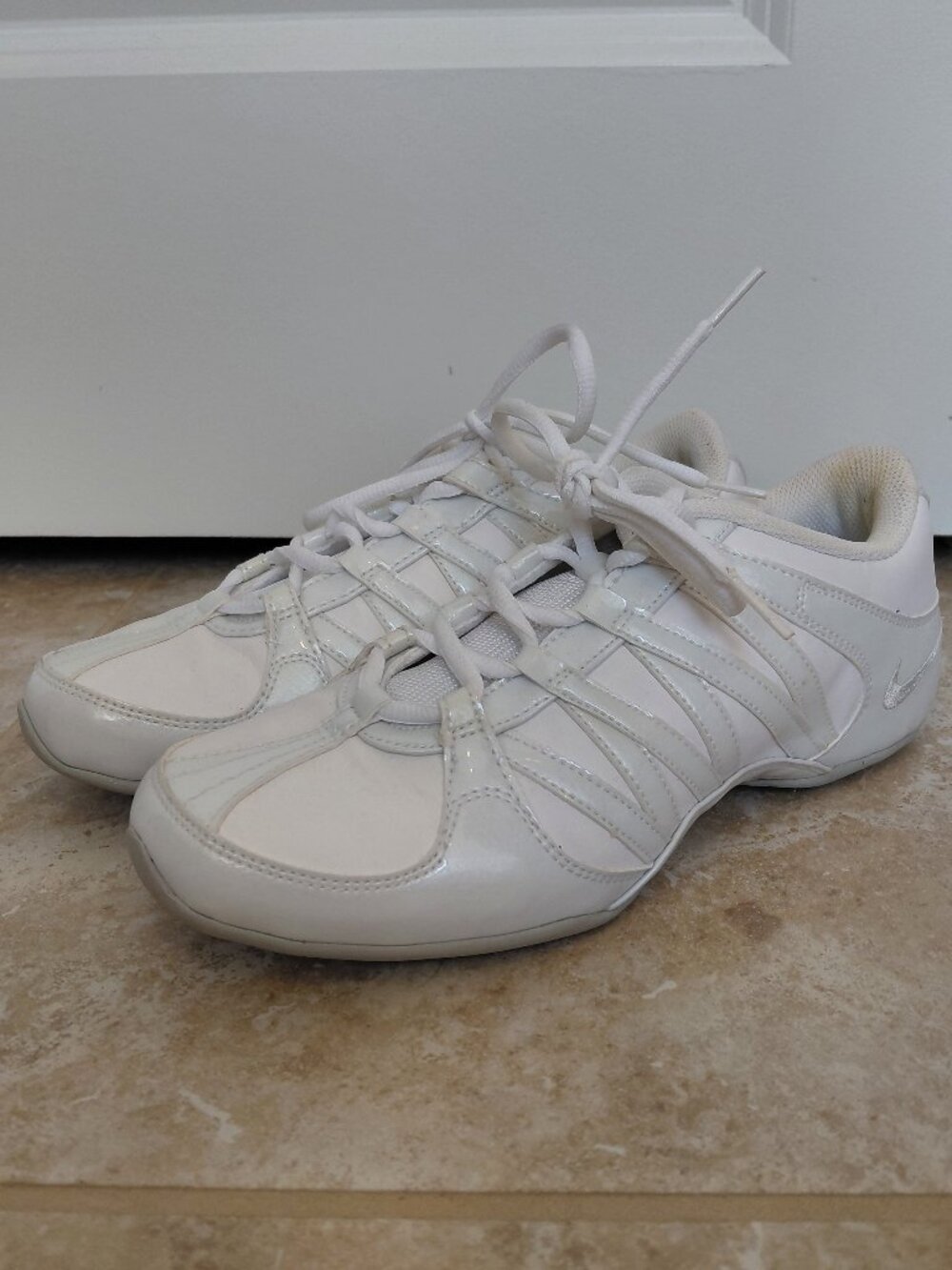 Nike Cheer/Dance White Tennis Shoes - Picture 2 of 8